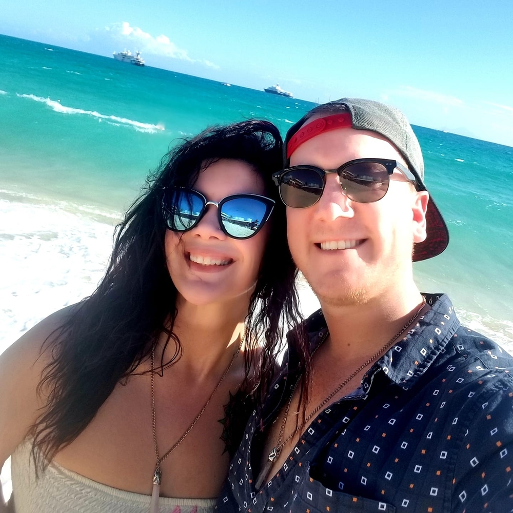 Meet your Posher, Zana